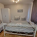 Apartment Mavero-Free Private Parking