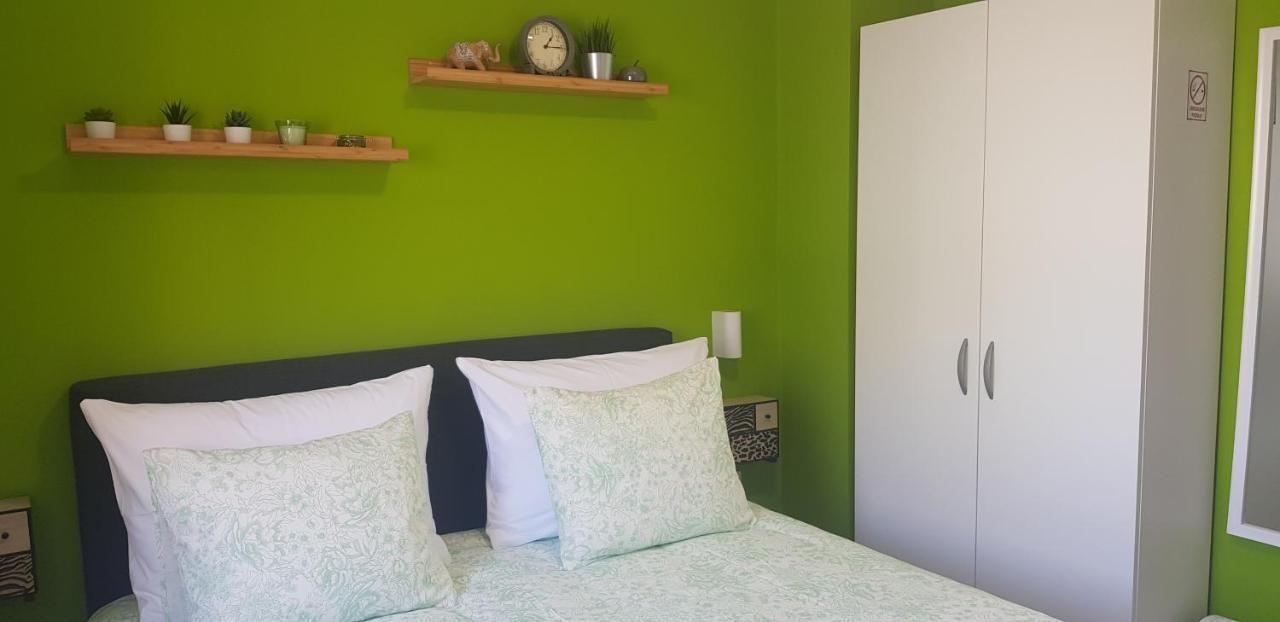 Mavero-free Private Parking * Zagreb