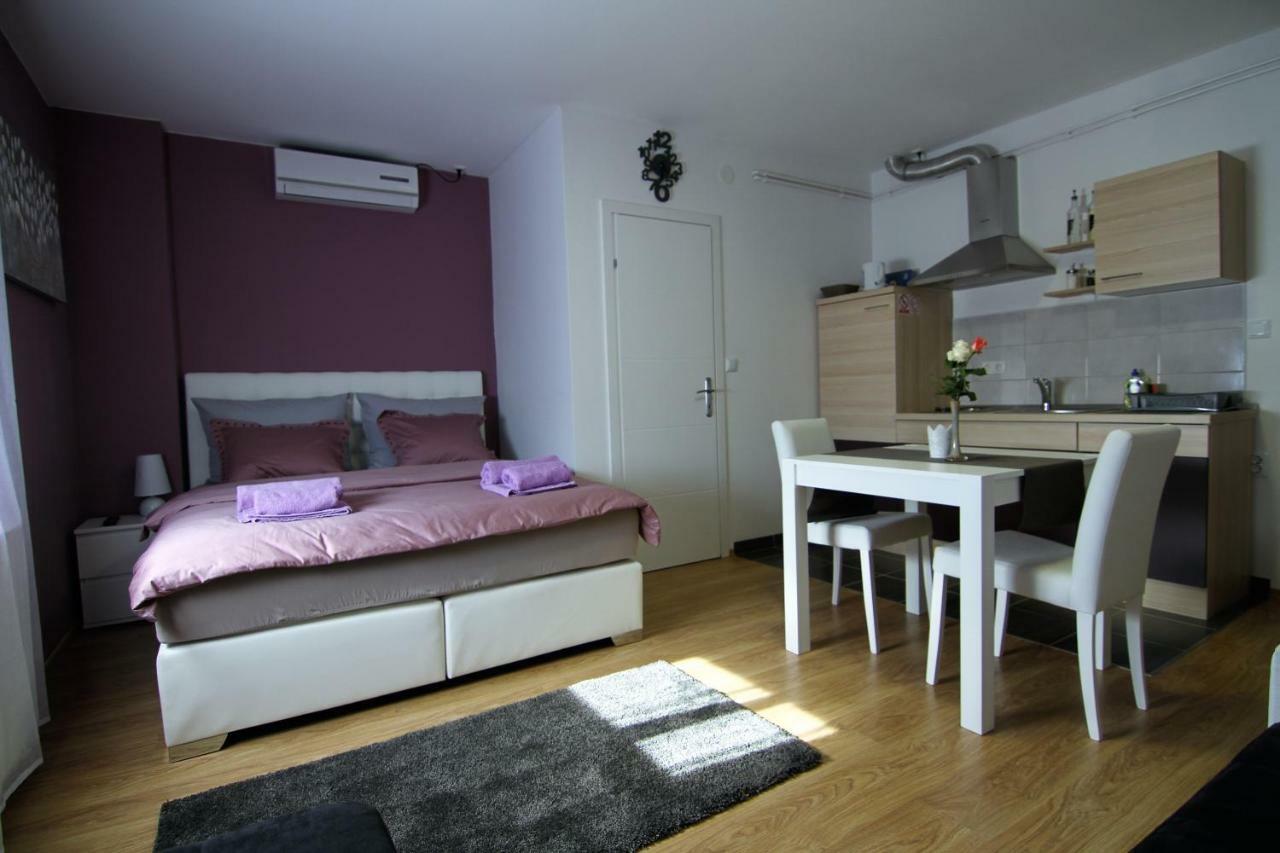 Mavero-free Private Parking Appartement *